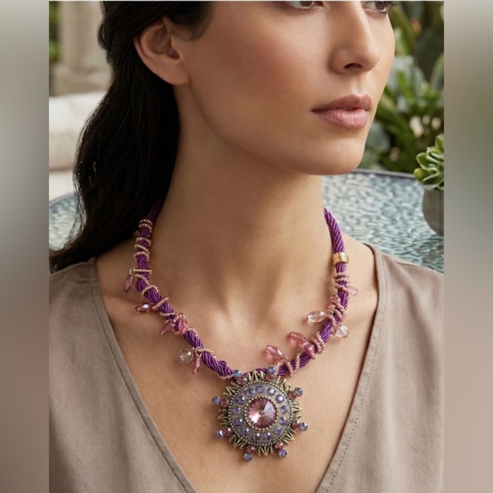 Elior | NWOT purple costume necklace with rhinestones and beads